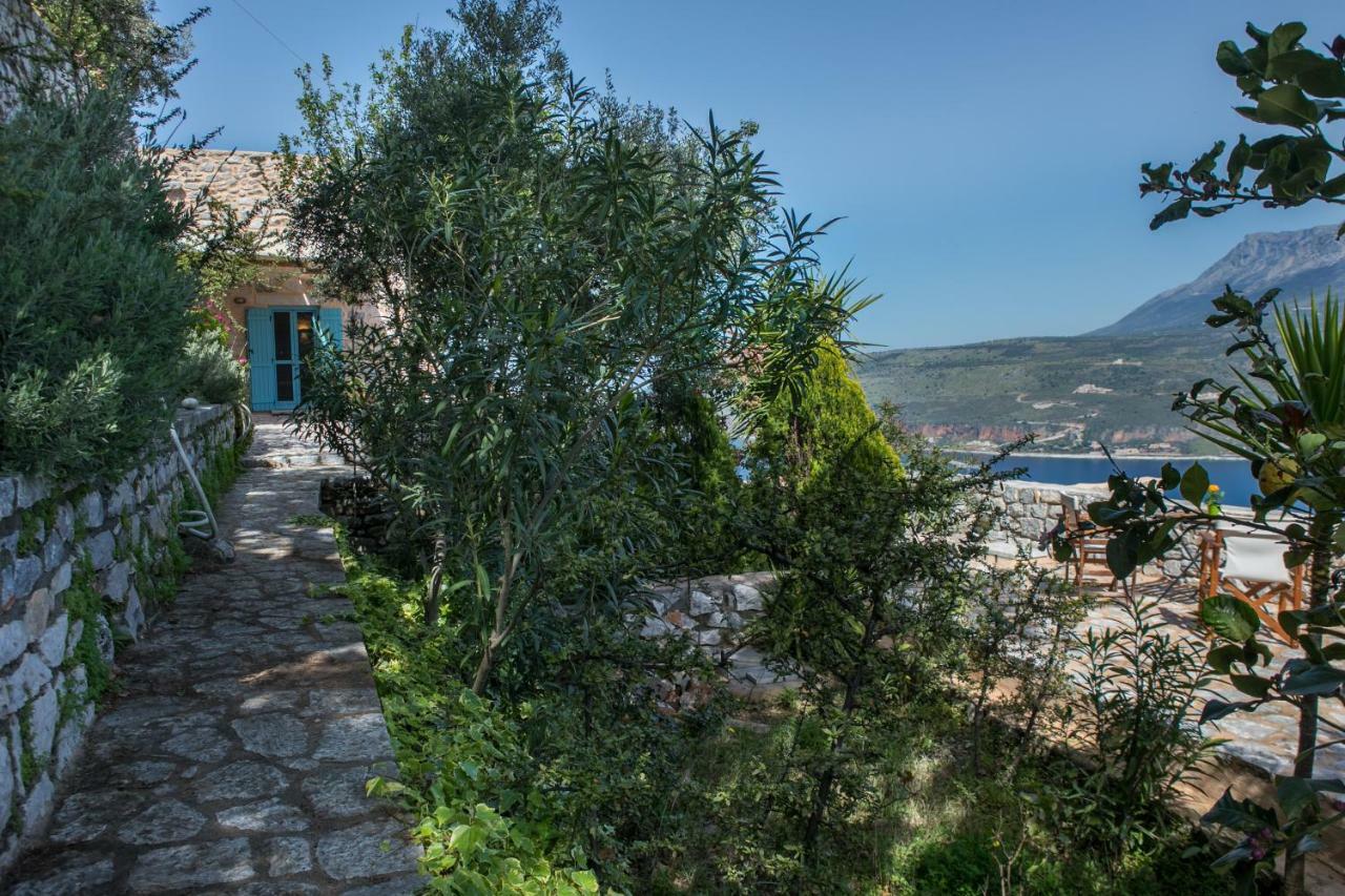 Kır Evi Smaragda