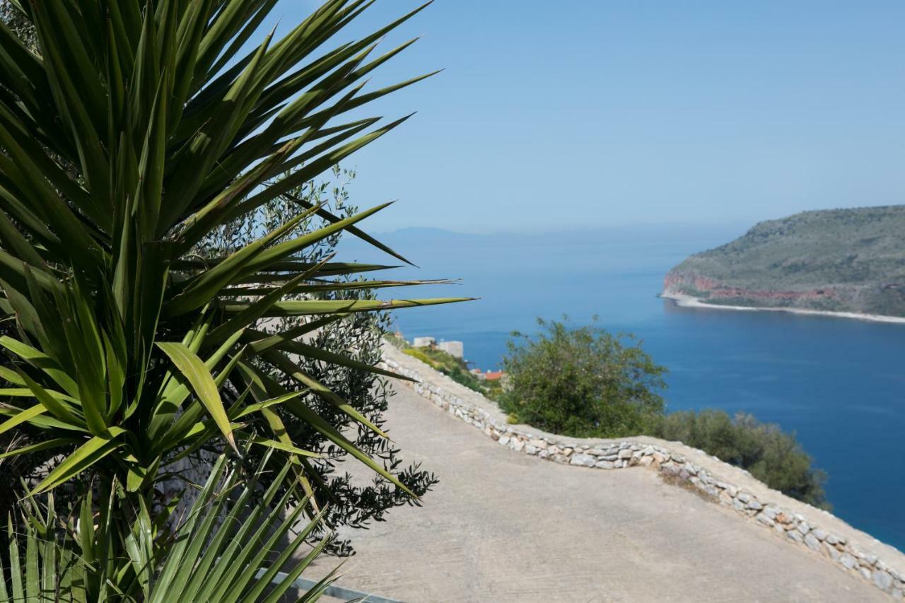 Kır Evi Smaragda Liménion